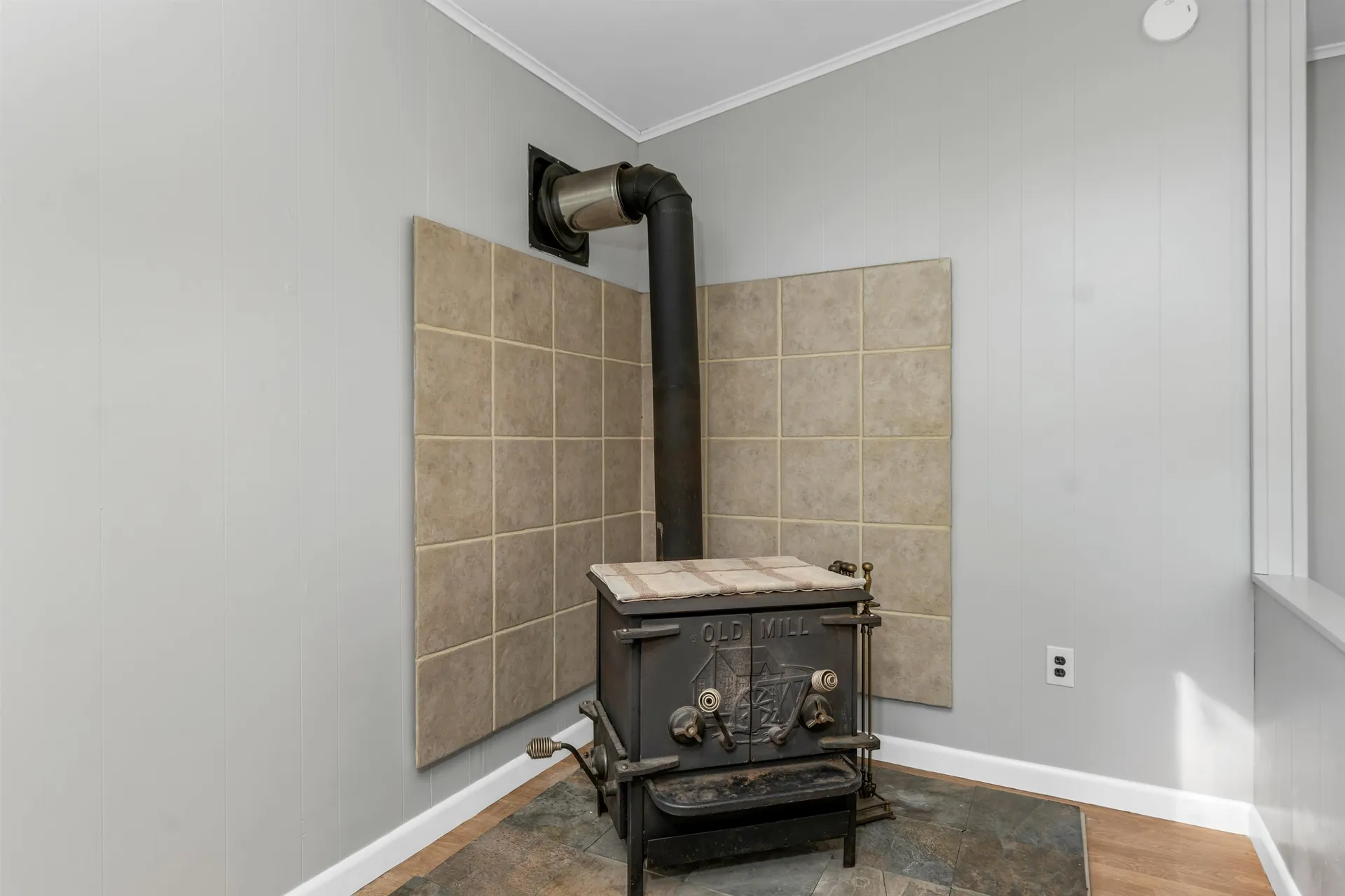 2832 Nh Route 175 Thornton NH 03285