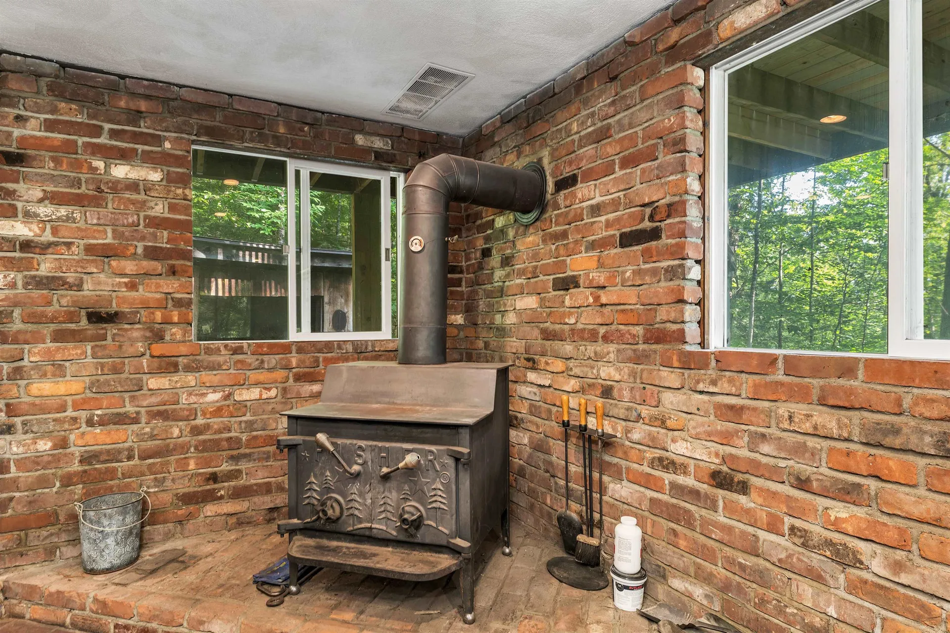 2832 Nh Route 175 Thornton NH 03285