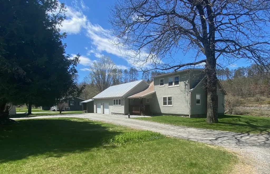 42 Onion River Road Marshfield VT 05658