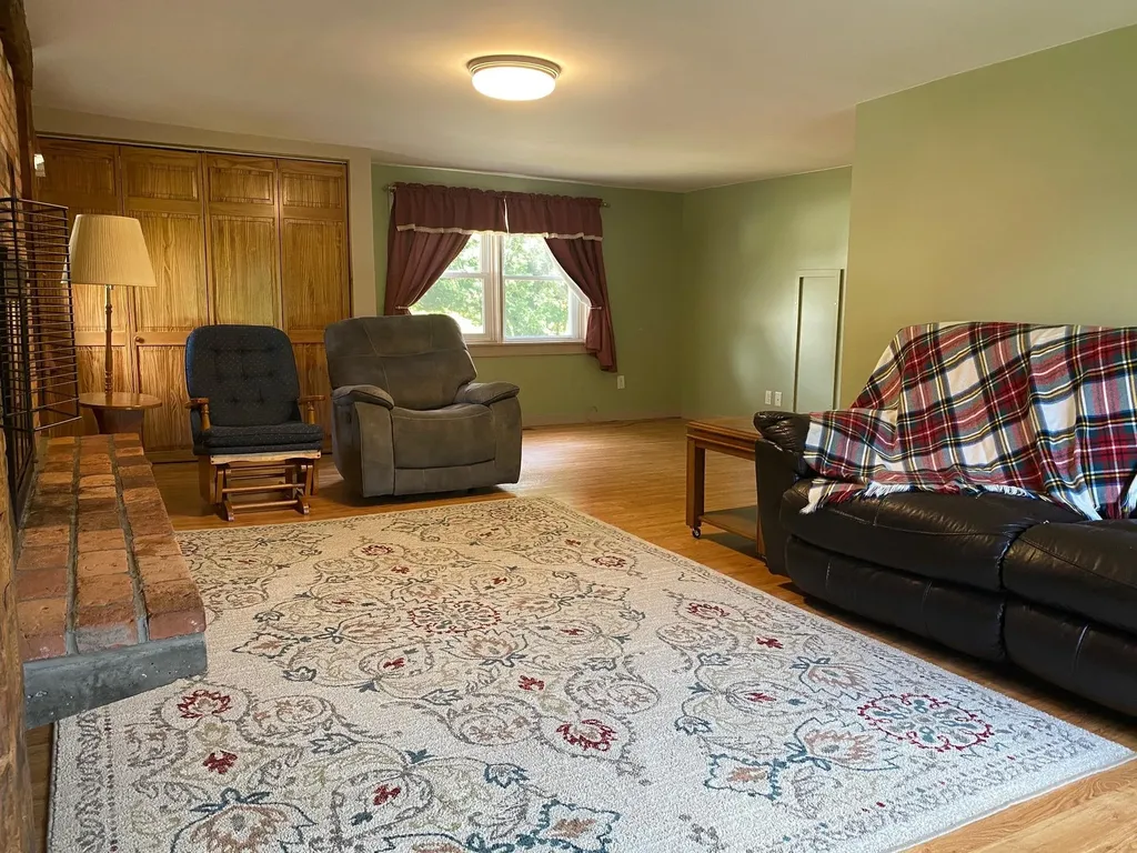 42 Onion River Road Marshfield VT 05658