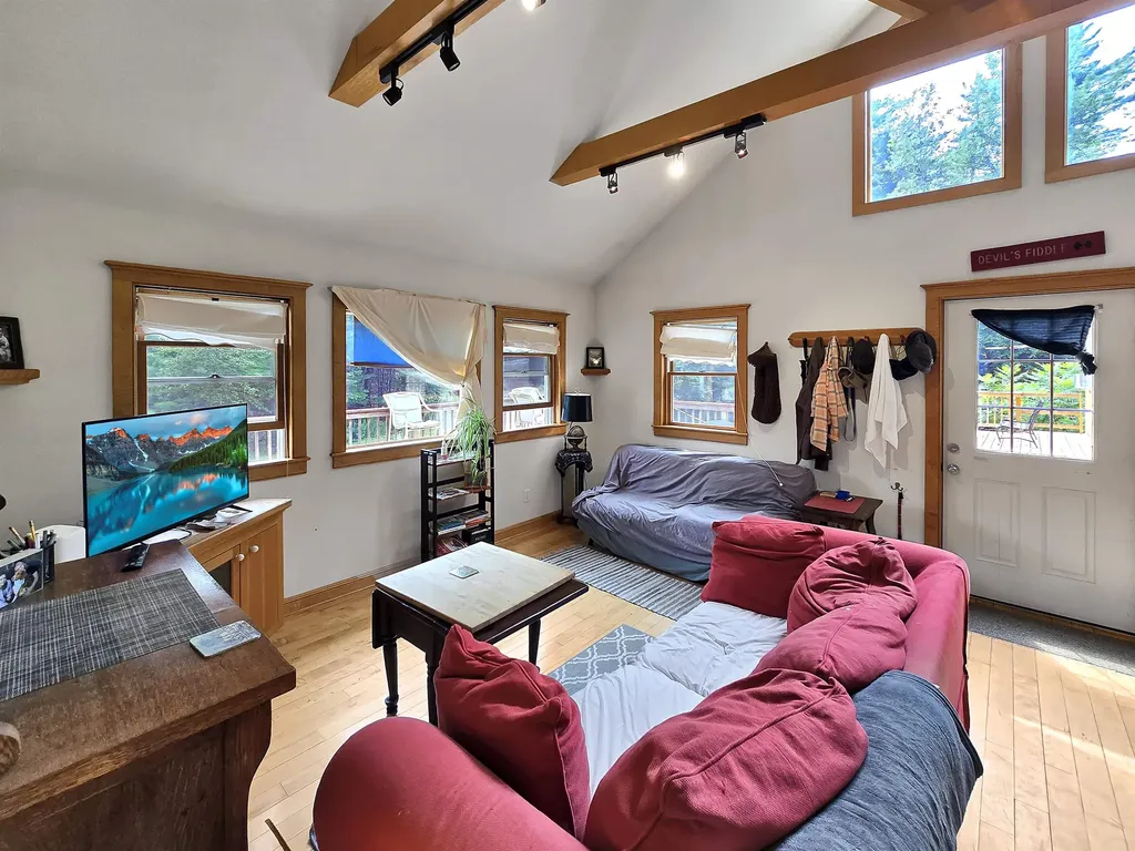 2730 East Pittsford Road Rutland Town VT 05701