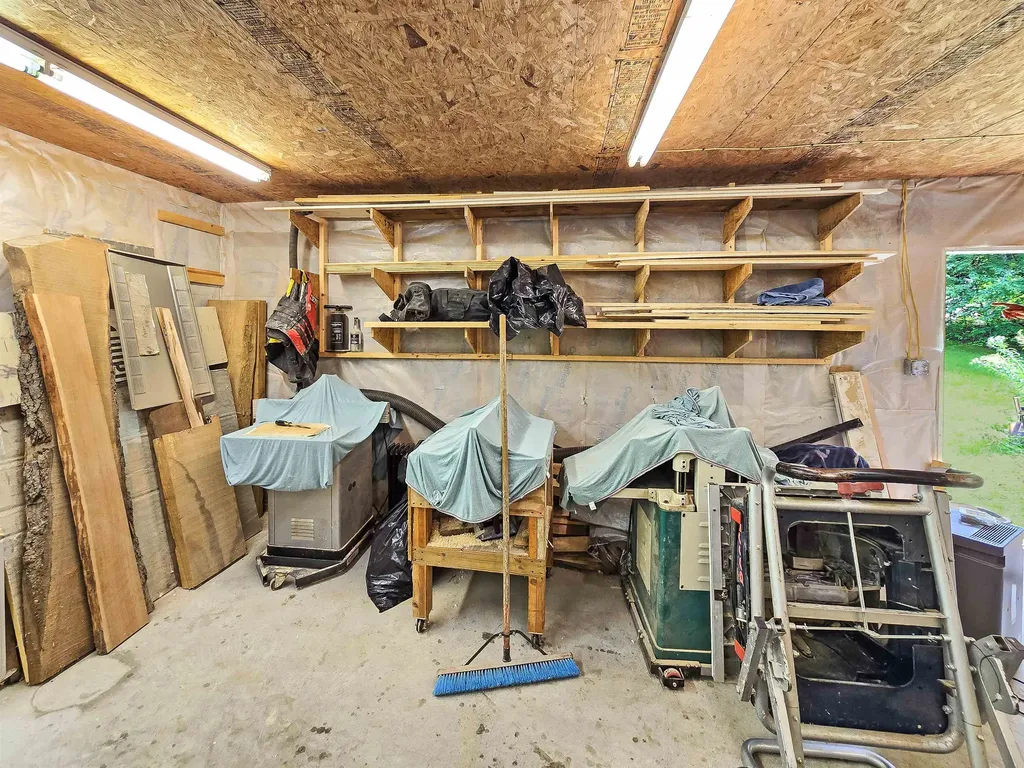 2730 East Pittsford Road Rutland Town VT 05701