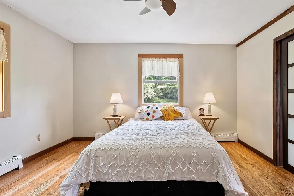 23 Fletcher Road Newport NH 03773