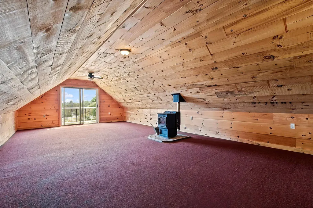 23 Fletcher Road Newport NH 03773