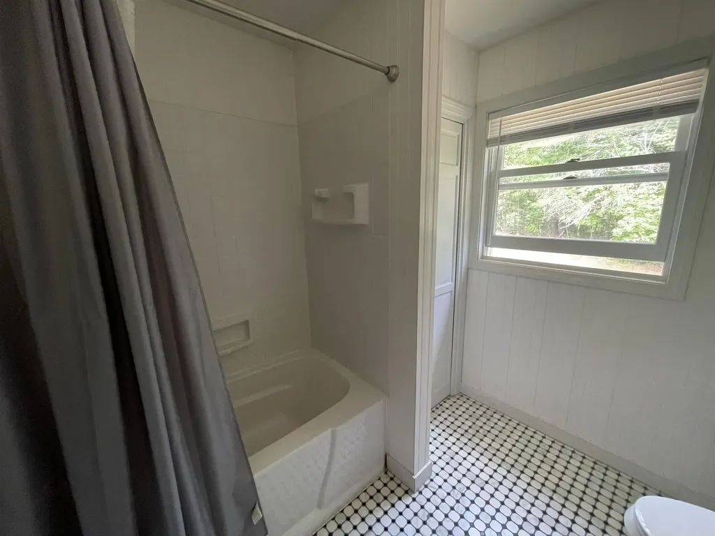 23 Fletcher Road Newport NH 03773