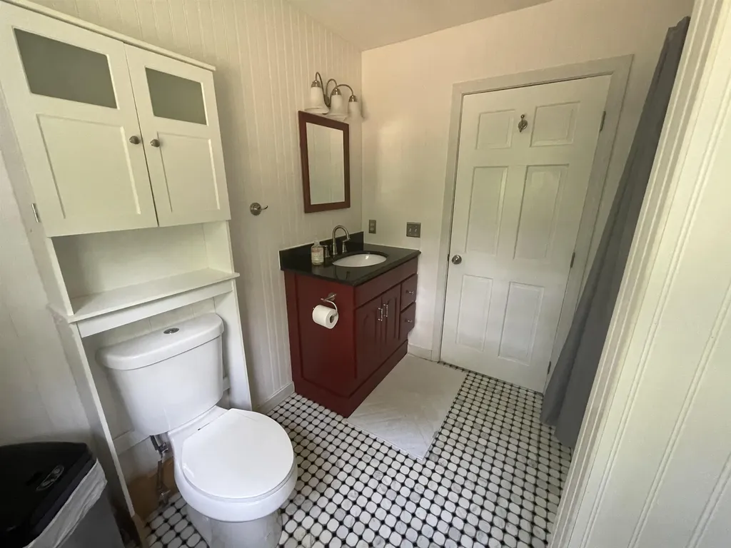 23 Fletcher Road Newport NH 03773