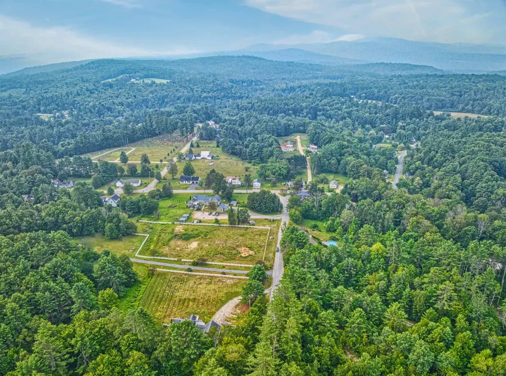 23 Fletcher Road Newport NH 03773