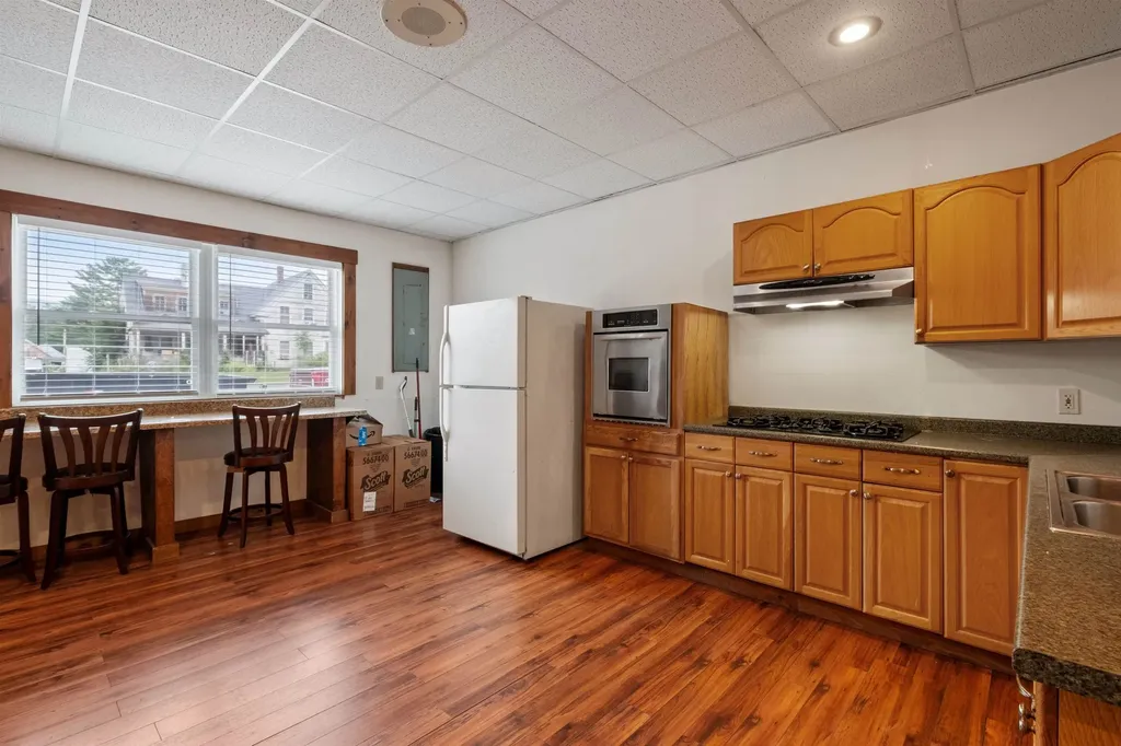 446 Nh Route 25 Warren NH 03279