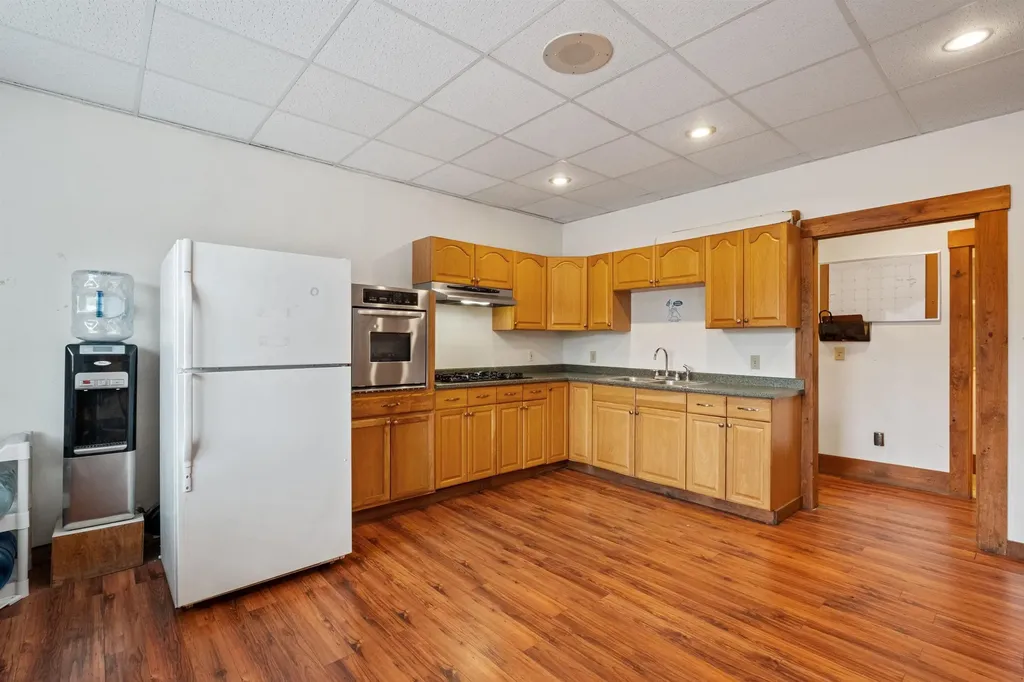 446 Nh Route 25 Warren NH 03279