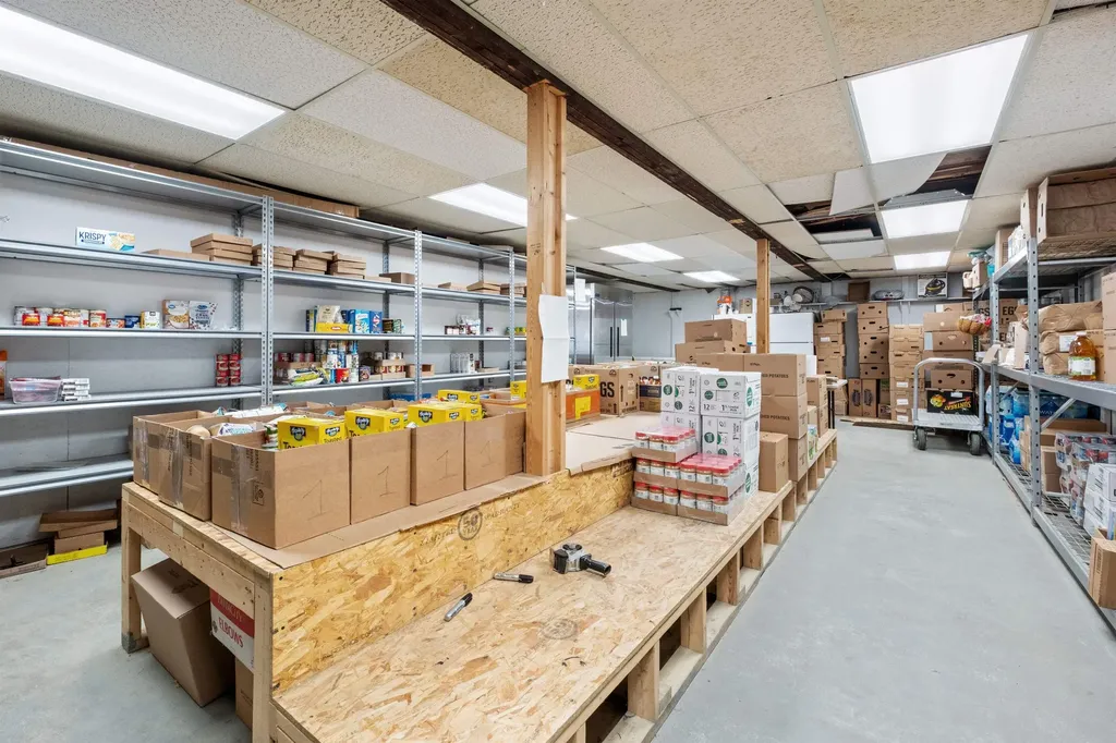 446 Nh Route 25 Warren NH 03279