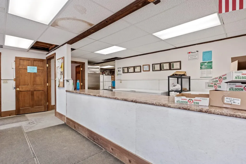 446 Nh Route 25 Warren NH 03279