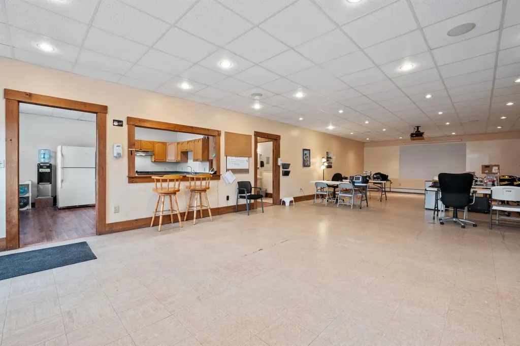 446 Nh Route 25 Warren NH 03279