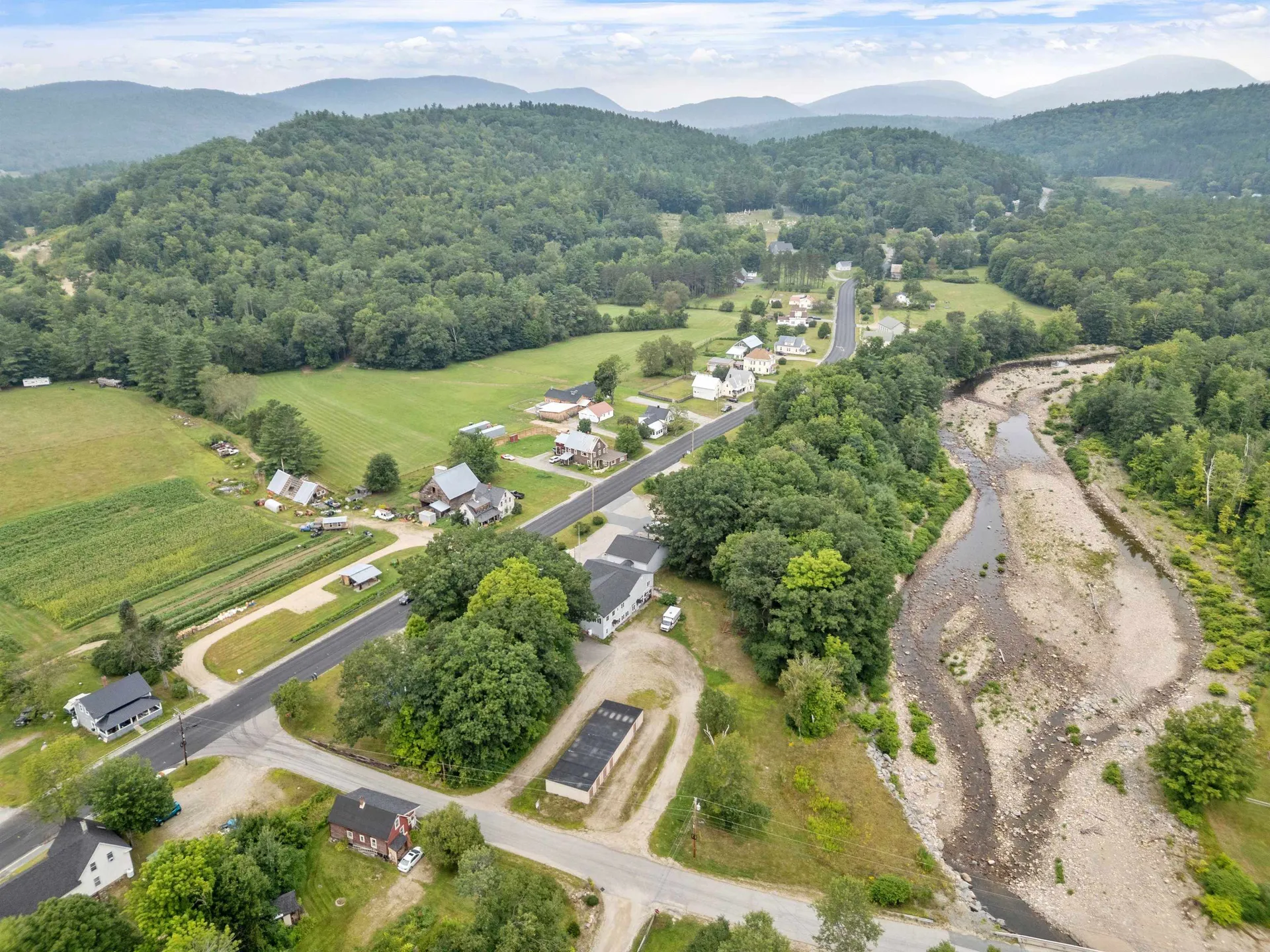 446 Nh Route 25 Warren NH 03279