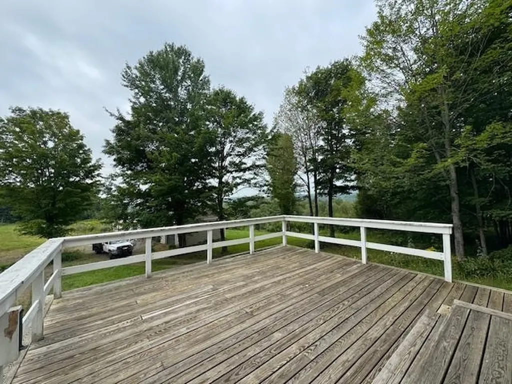 1148 Highlander Street Greensboro VT 05841