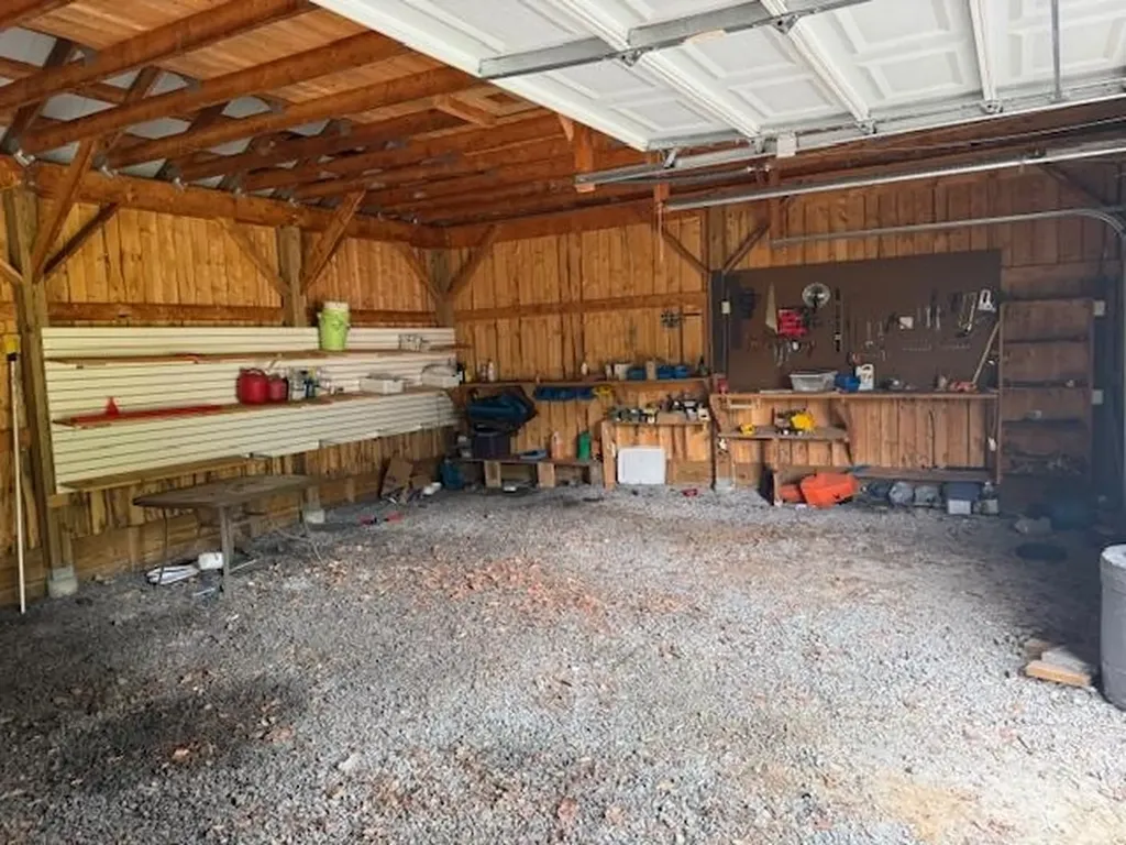 1148 Highlander Street Greensboro VT 05841