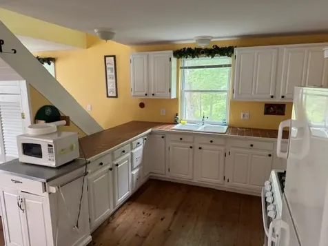 1148 Highlander Street Greensboro VT 05841