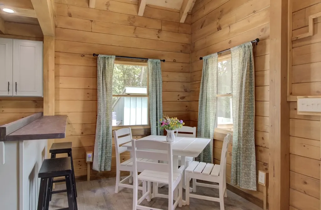 3770 Lakeview Drive North Hero VT 05474