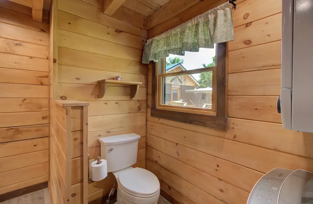 3770 Lakeview Drive North Hero VT 05474