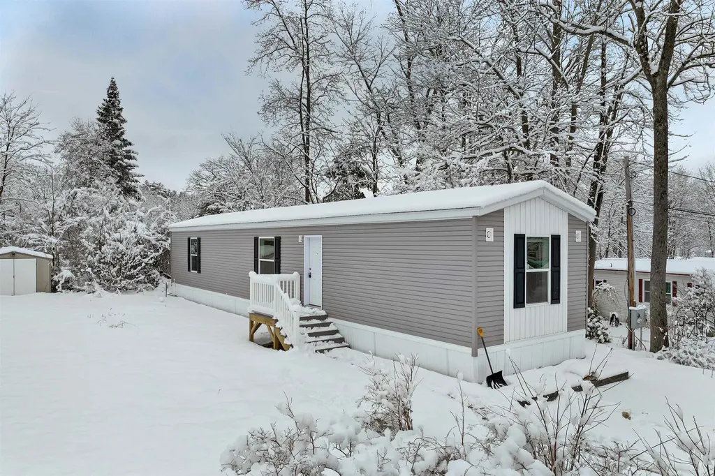 23 Sumac Street Exeter NH 03833