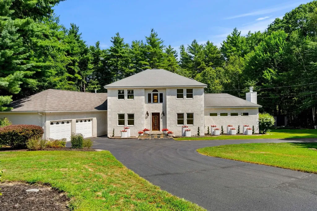 49 Parker Road Shirley MA 01464