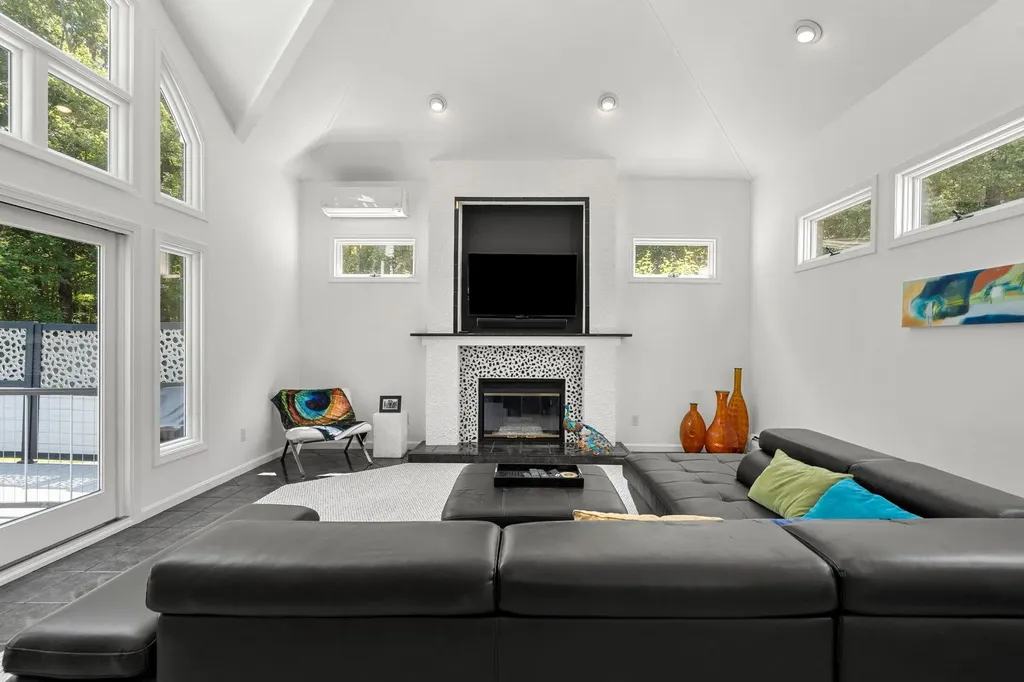 49 Parker Road Shirley MA 01464