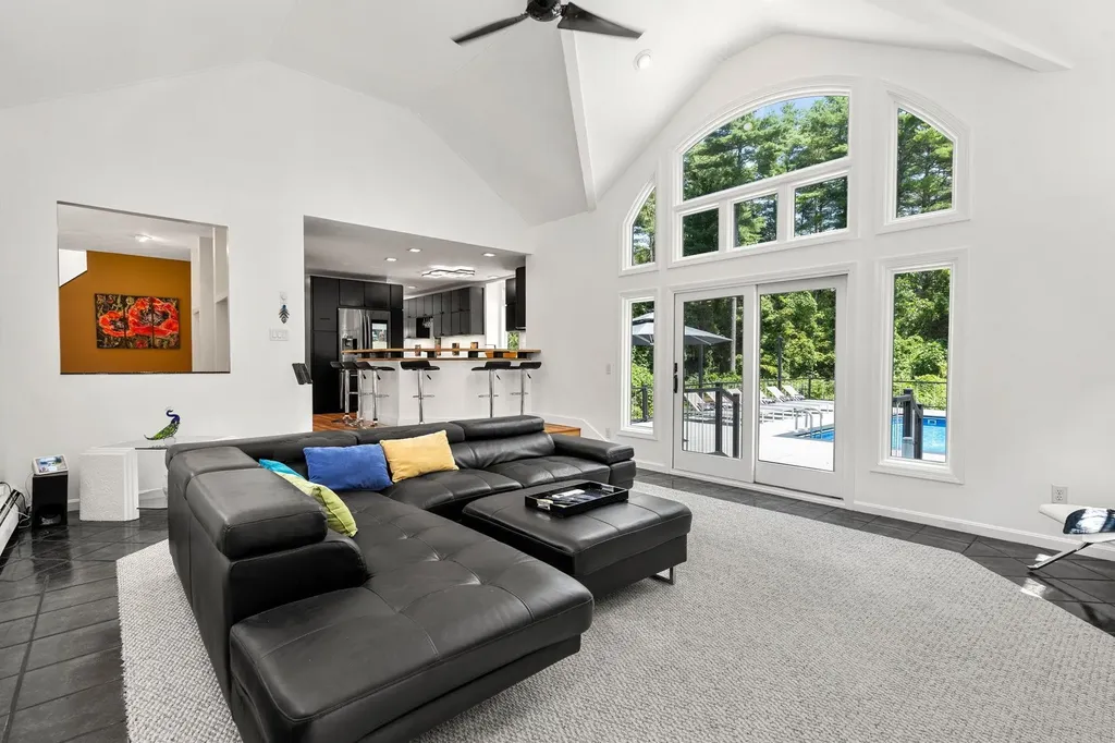 49 Parker Road Shirley MA 01464