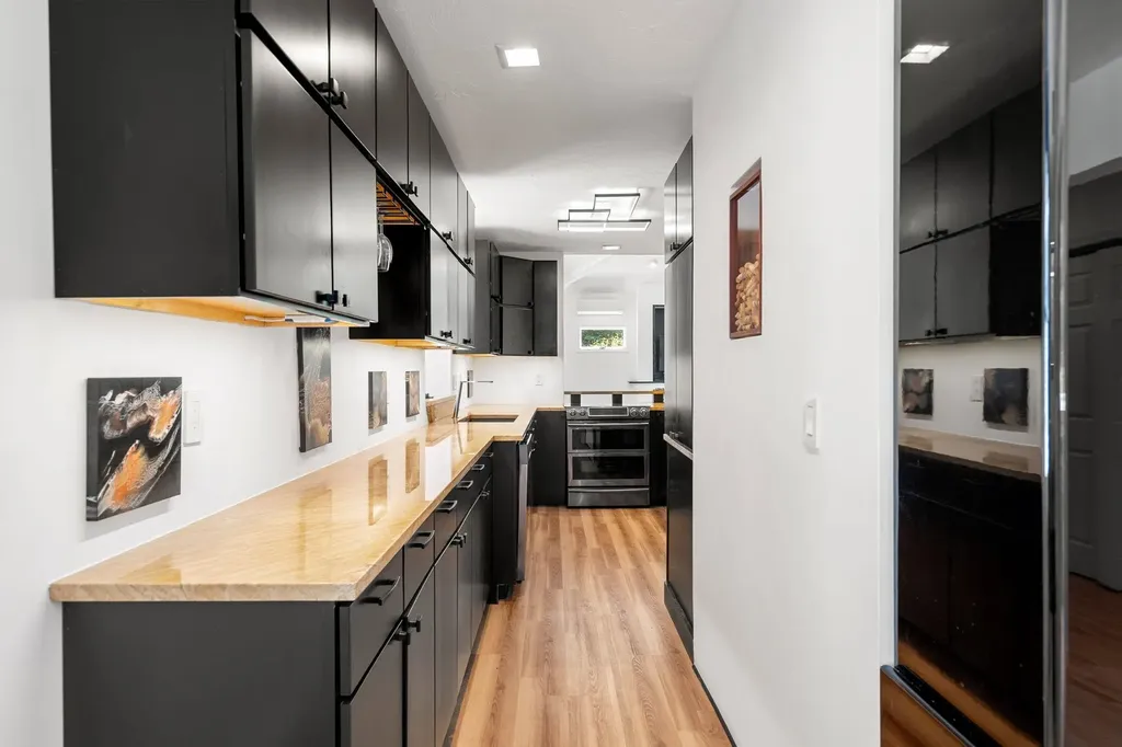 49 Parker Road Shirley MA 01464