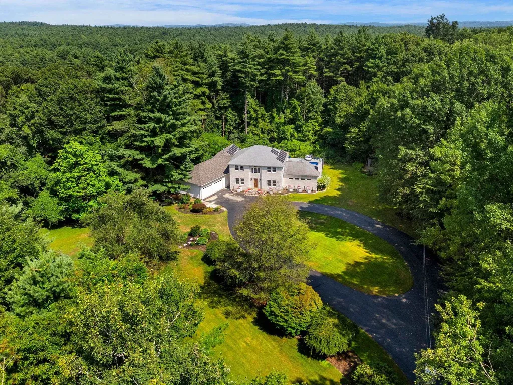 49 Parker Road Shirley MA 01464