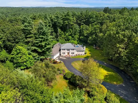 49 Parker Road Shirley MA 01464