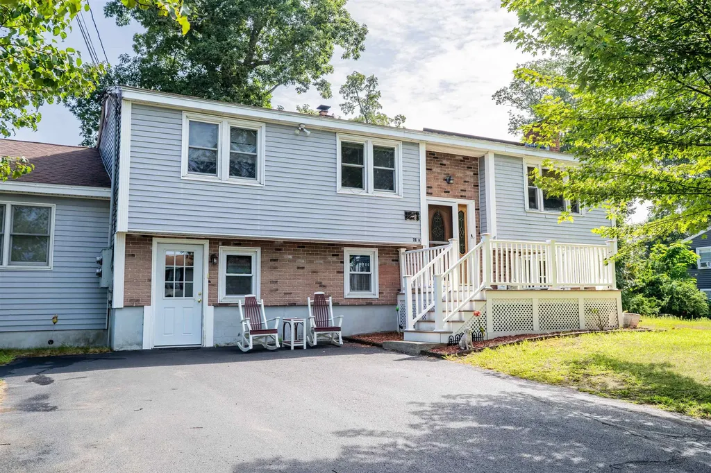 28 Chatham Circle Salem NH 03079