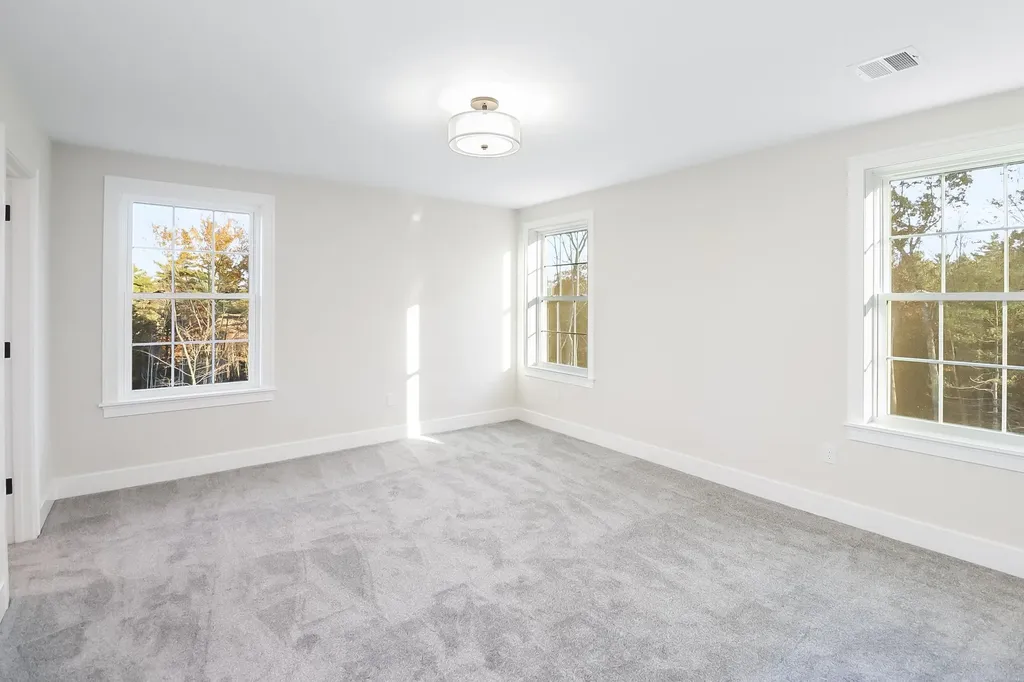 Lot 16 Pawtuckaway Ridge Nottingham NH 03290