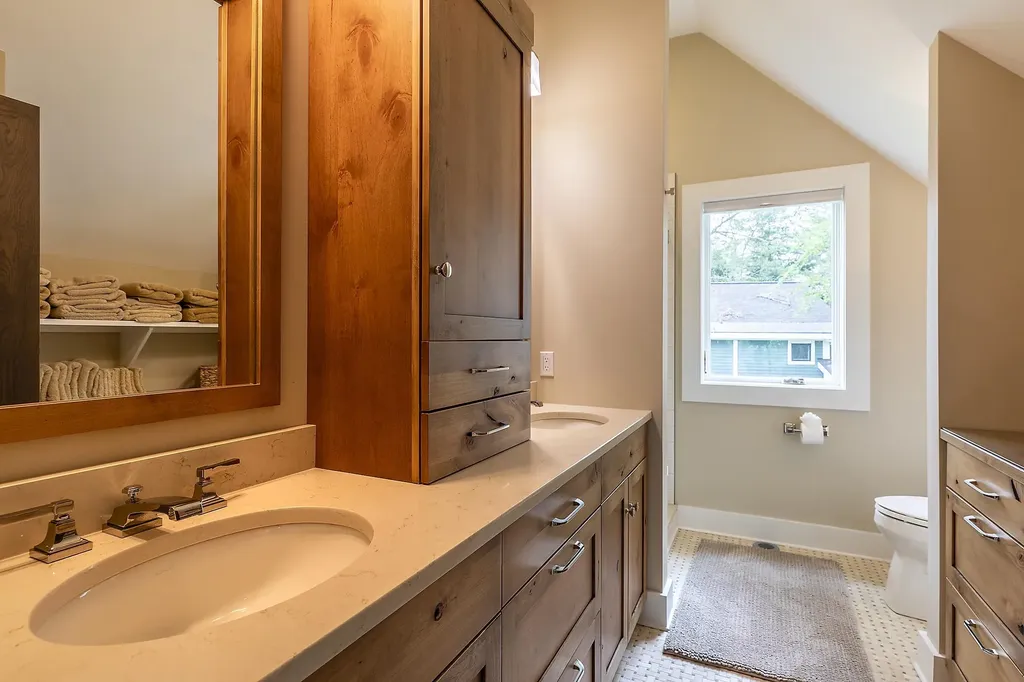 80 Spruce Lane Ludlow VT 05149