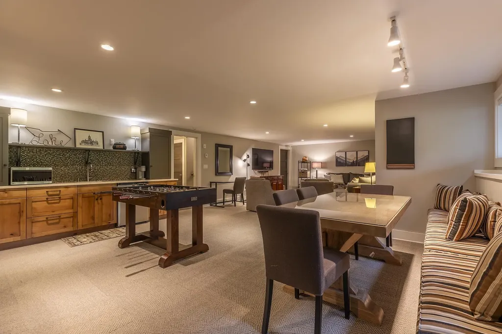 80 Spruce Lane Ludlow VT 05149