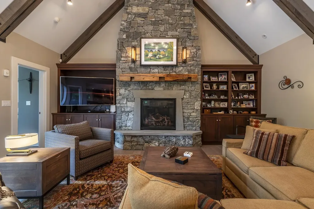 80 Spruce Lane Ludlow VT 05149