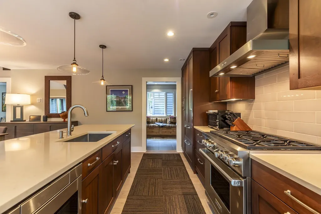 80 Spruce Lane Ludlow VT 05149