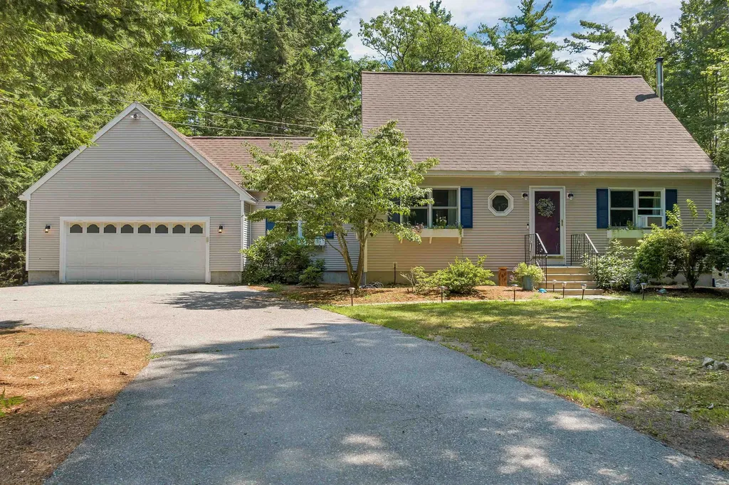 4 Percy Drive Wolfeboro NH 03894