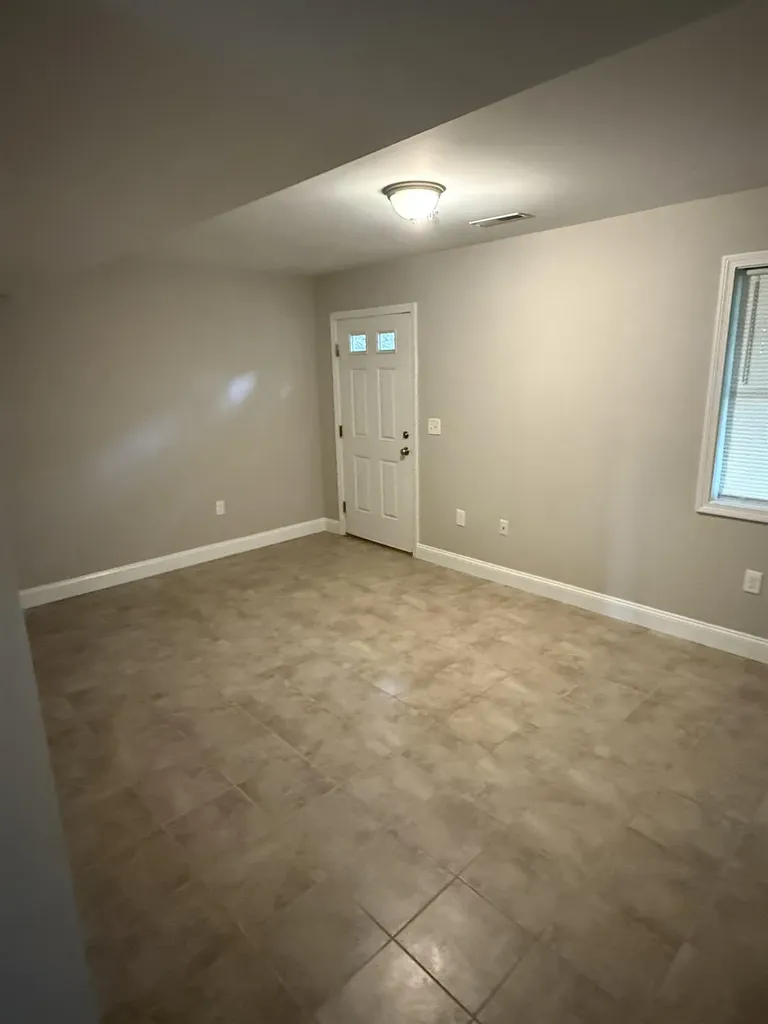 5 Sheffield Drive Dover NH 03820