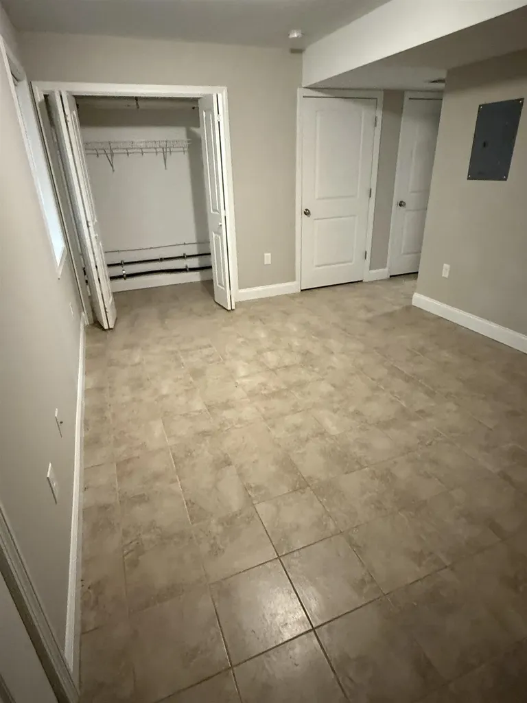 5 Sheffield Drive Dover NH 03820