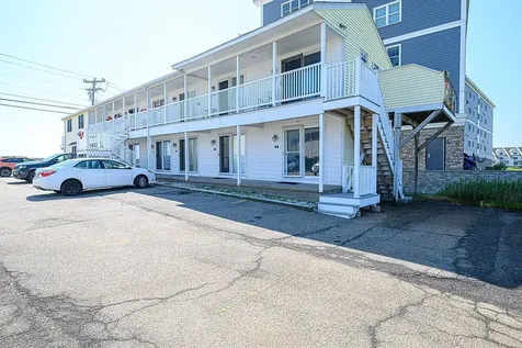 541 Ocean Boulevard Hampton NH 03842