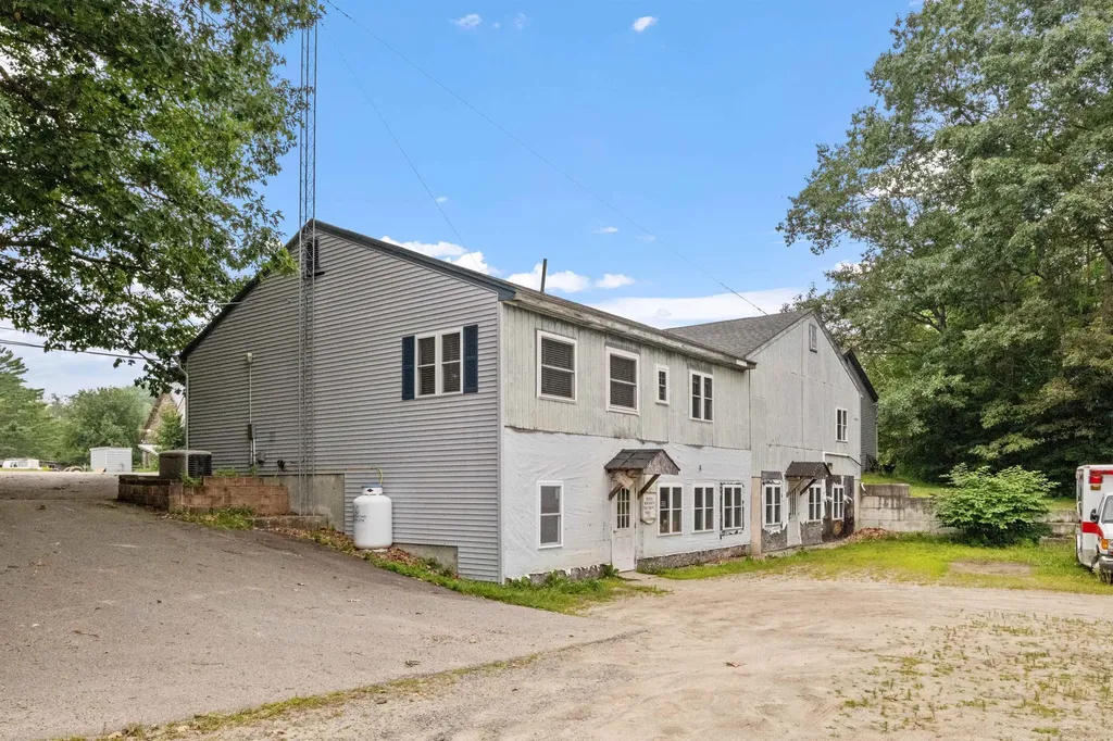 446 Nh Route 25 Warren NH 03279