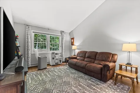 26 Wolff Drive Essex VT 05452