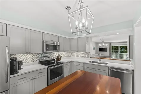 26 Wolff Drive Essex VT 05452