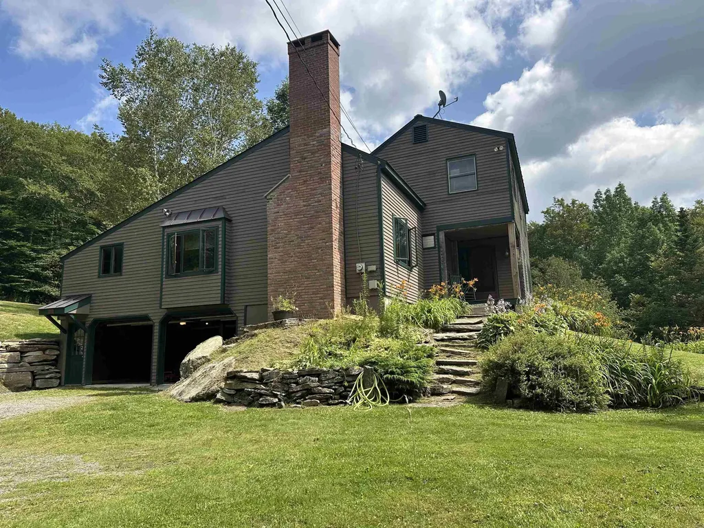 16 Nutmeg Lane Dover VT 05356