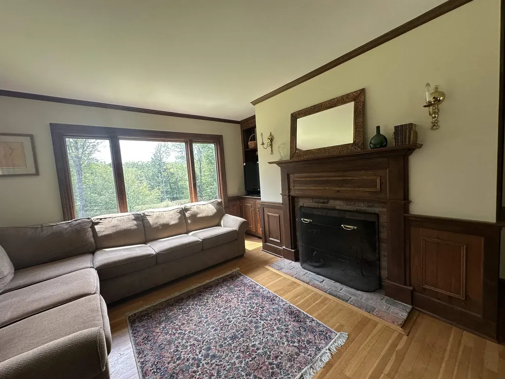 16 Nutmeg Lane Dover VT 05356