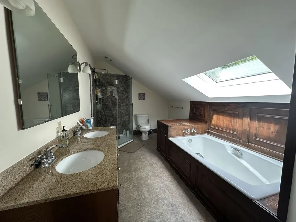 16 Nutmeg Lane Dover VT 05356