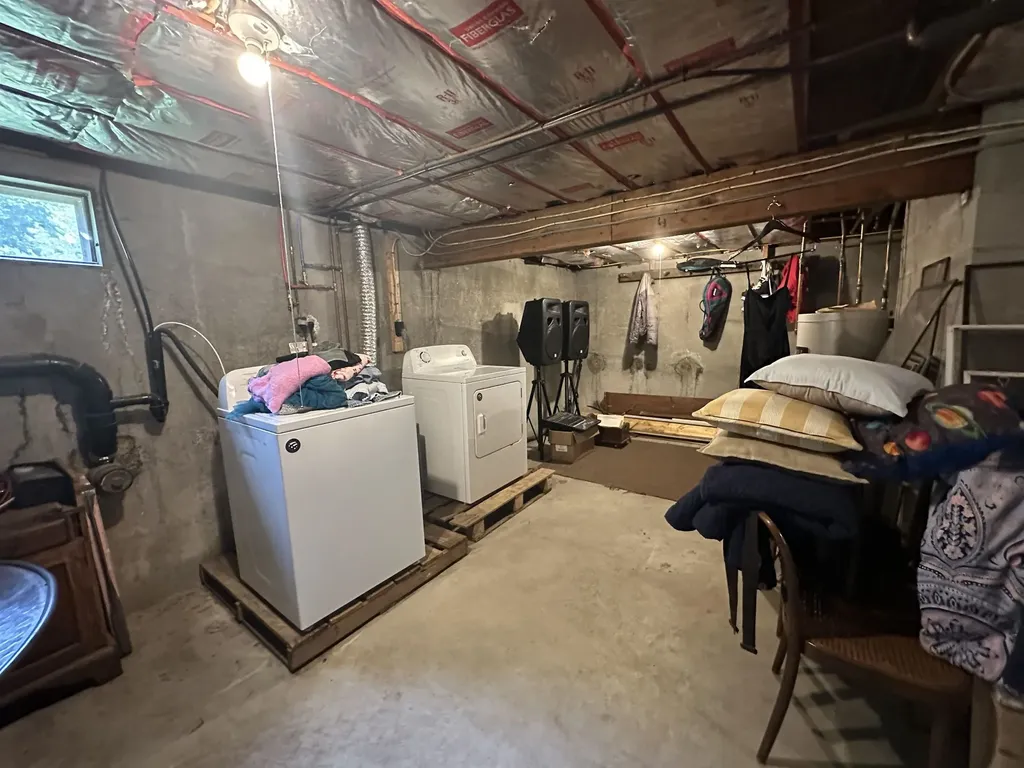 16 Nutmeg Lane Dover VT 05356