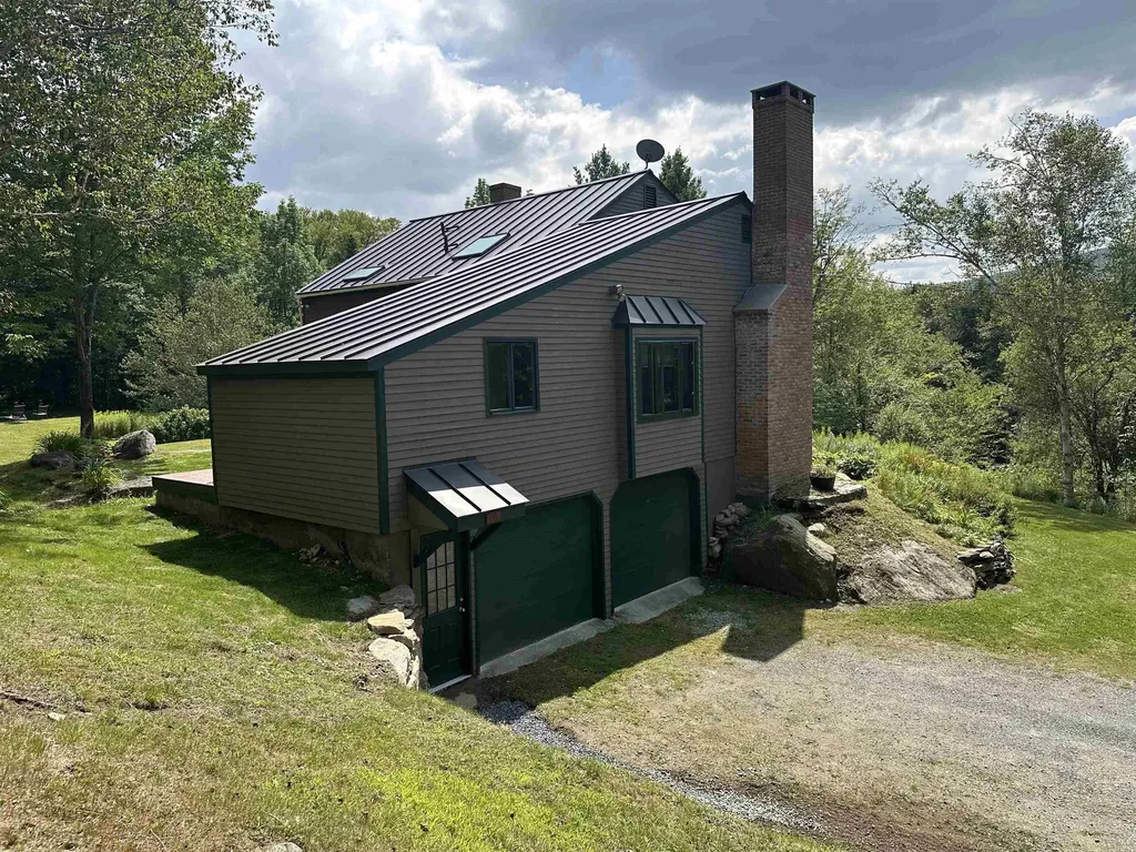 16 Nutmeg Lane Dover VT 05356