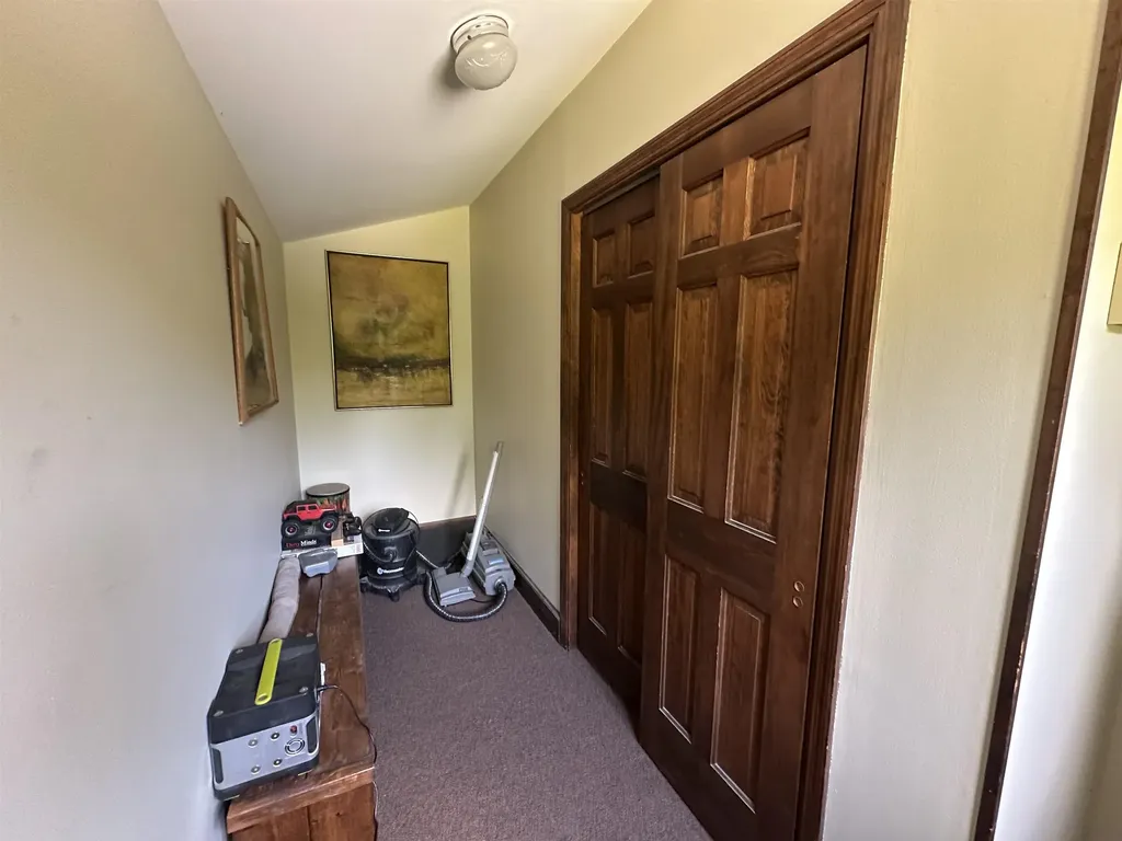 16 Nutmeg Lane Dover VT 05356