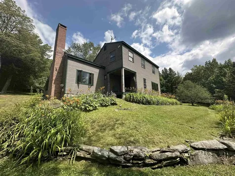 16 Nutmeg Lane Dover VT 05356