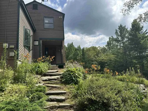 16 Nutmeg Lane Dover VT 05356